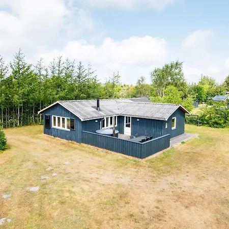 7 Person In Ulfborg-by Traum