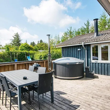 7 Person In Ulfborg-by Traum 別荘